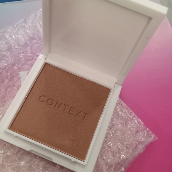 Context Bronzer - Picture 2 of 7